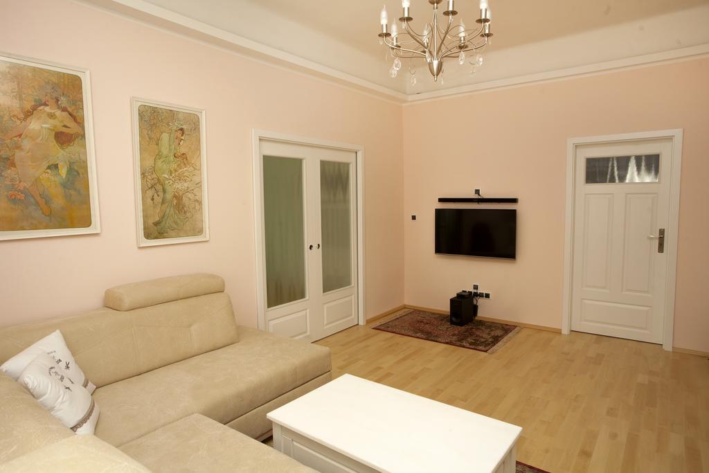 פראג Art Nouveau Apartment מראה חיצוני תמונה
