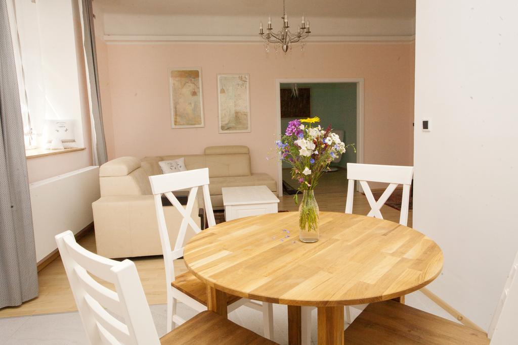 פראג Art Nouveau Apartment מראה חיצוני תמונה